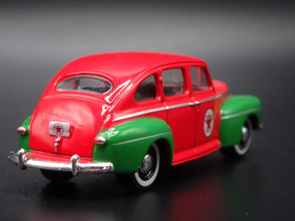 1948 48 FORD FORDOR SUPER DELUXE TEXACO
