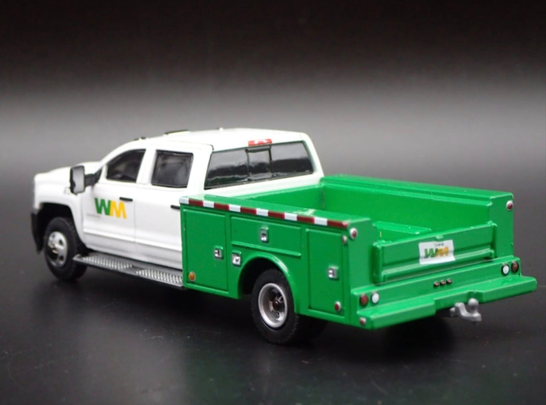 2018 Chevrolet Silverado 3500HD llantas doble piña