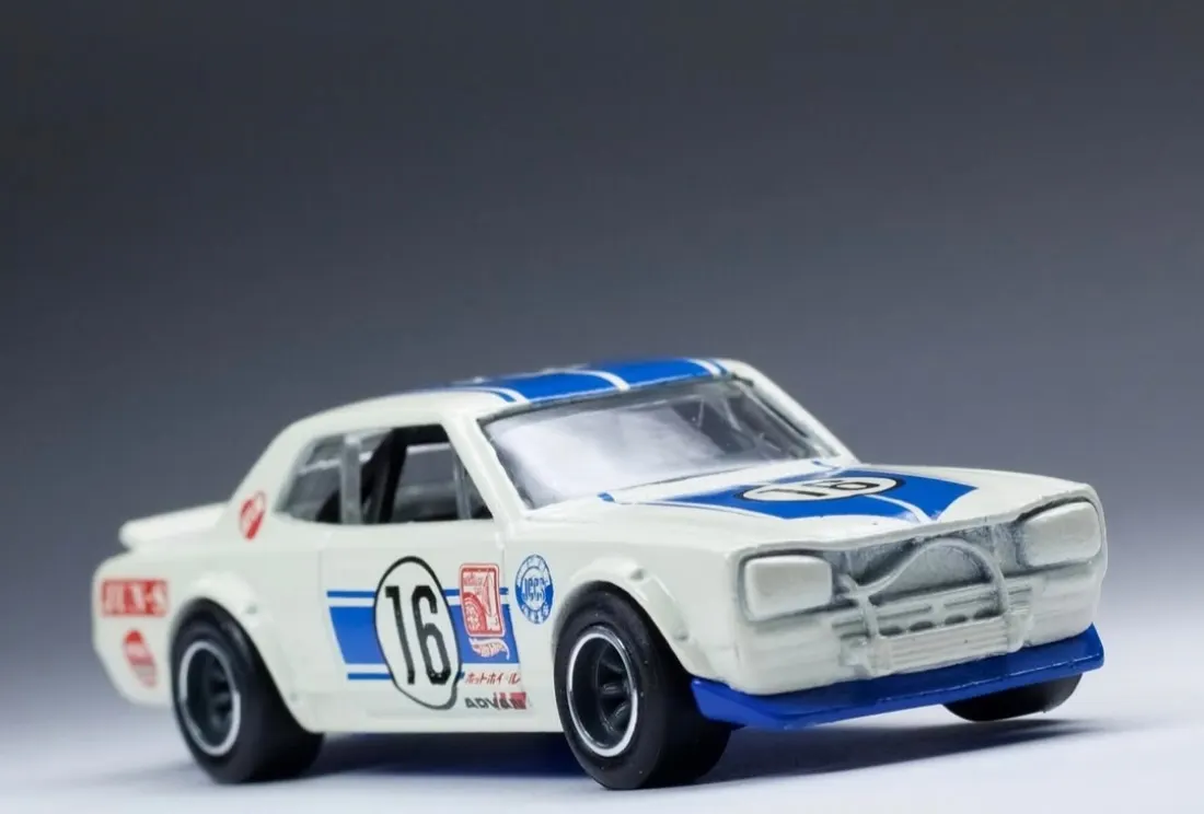Nissan Skyline HT 2000 GT-R