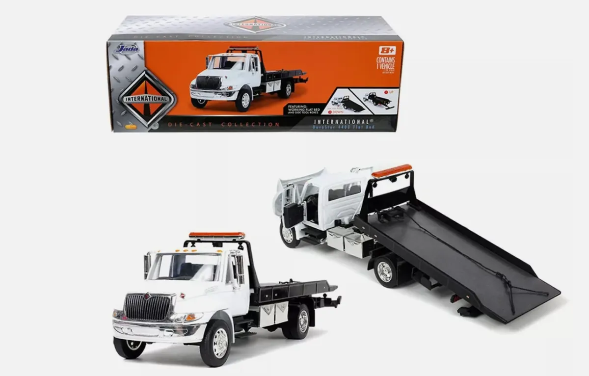 International DuraStar 4400